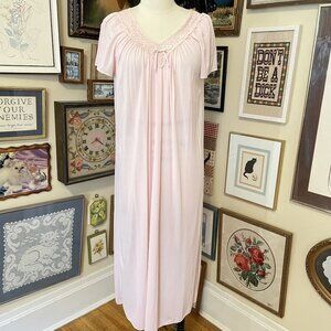 Shadowline Retro Style Light Pink Lace-Trim Short Sleeve Nightgown Size M